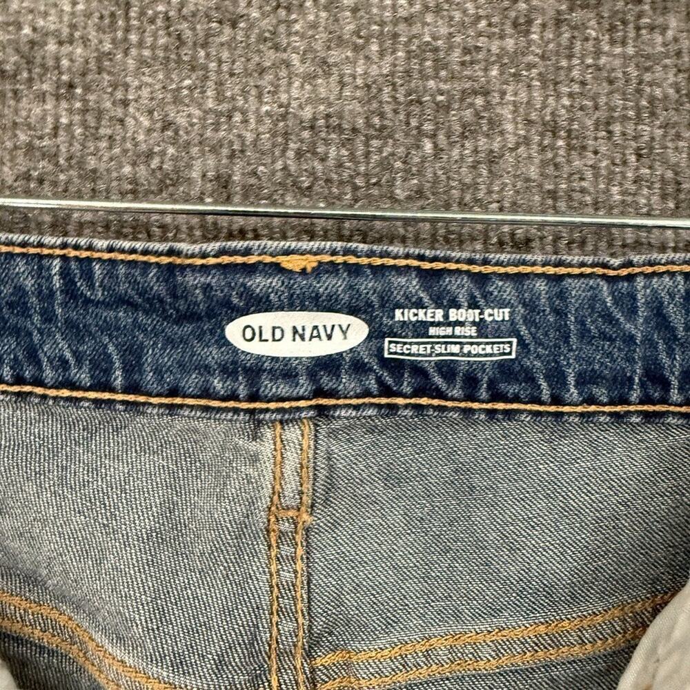 Old Navy Kicker Boot Cut High Rise Jeans Womens 4 Button Fly Medium Wash Stretch - Picture 8 of 12